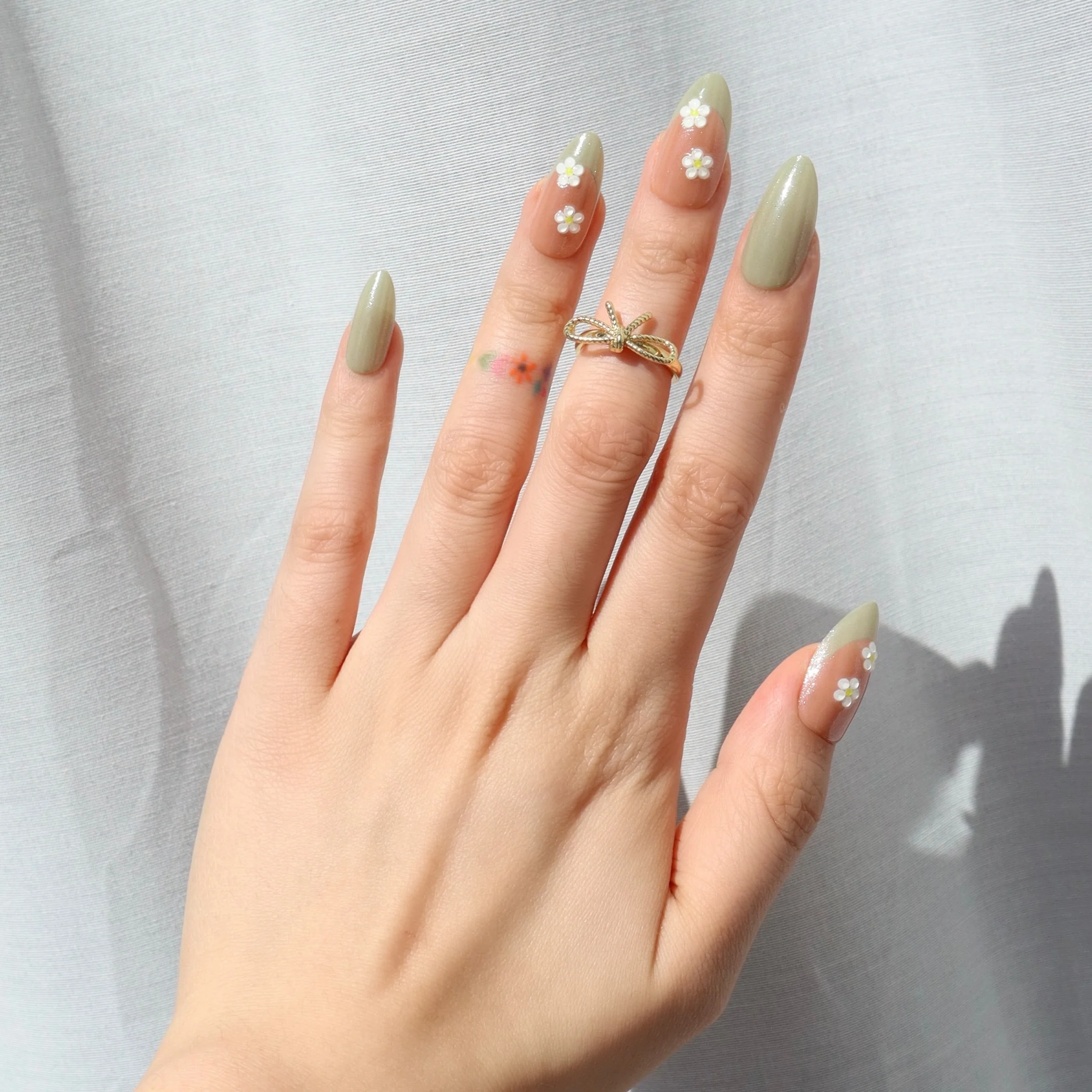 Olive & Ivy - Image 2